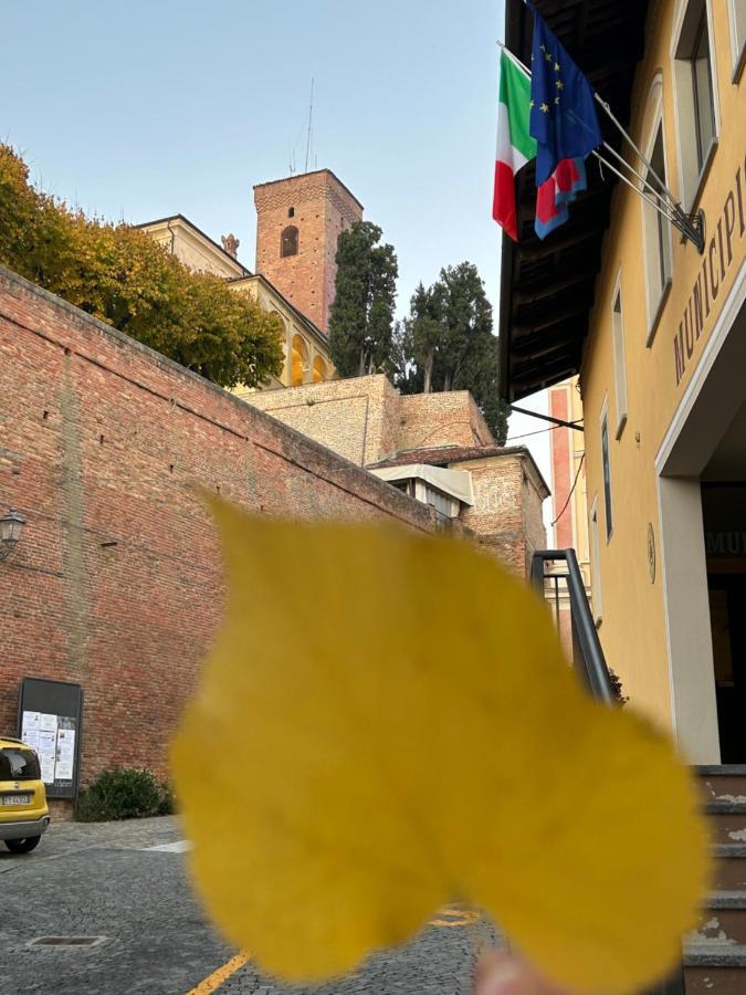 Takapradalu Villa Cisterna dʼAsti Eksteriør billede